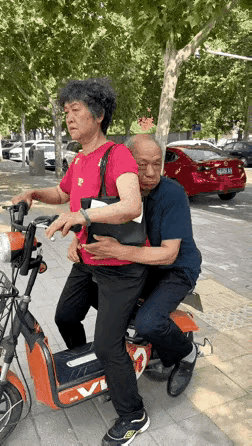 相伴相杀又相爱…👍