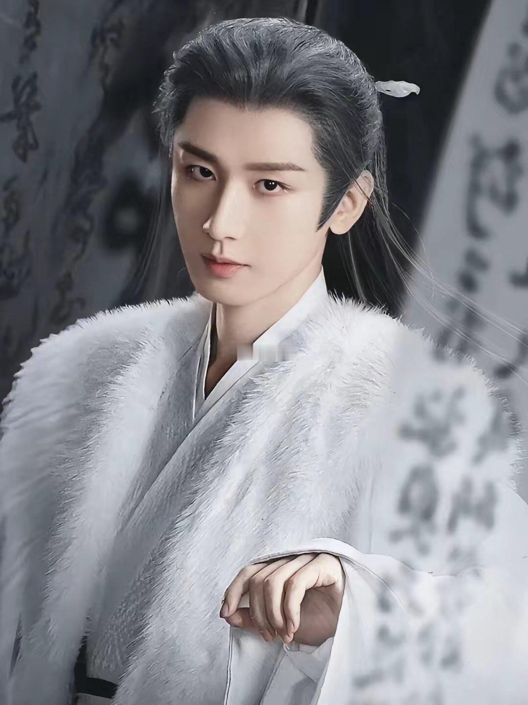 终于知道为什么成毅不拍综艺了？不是因为给的钱少，也不是因为成毅社恐，而是因为成毅