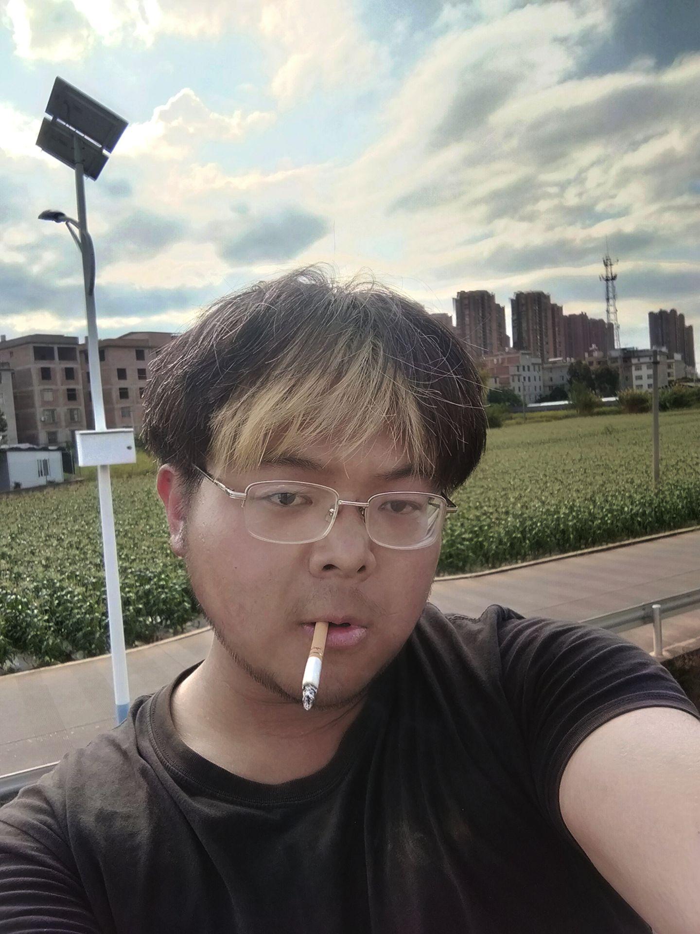 小小年纪就一把年纪了