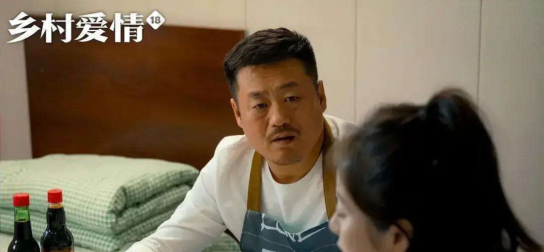 谁能想到啊，《乡村爱情》拍到第18部，主角竟然换成了她。一个叫藏月英的高材生，