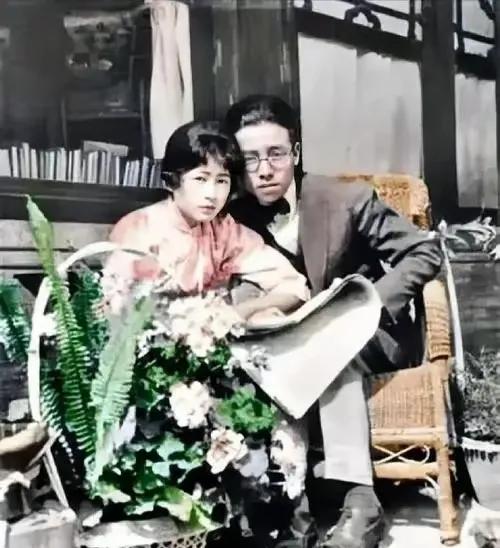 1953年的一次会议上，林徽因指着时任北京副市长吴晗的鼻子：“我林氏满门忠烈，你