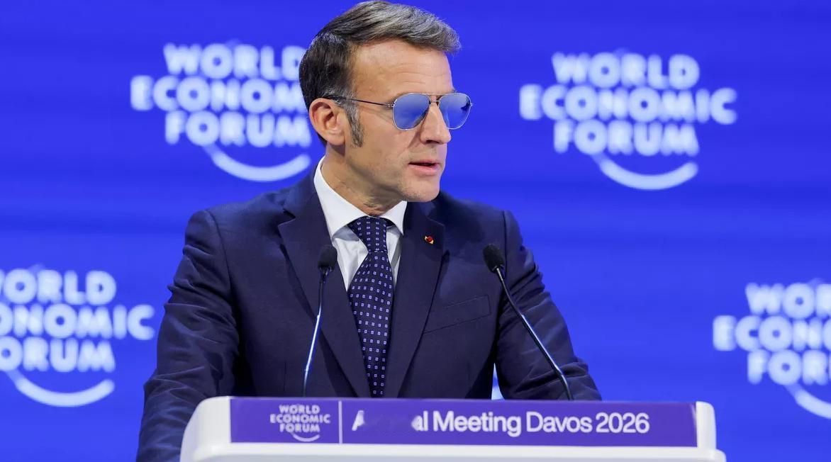 当马克龙在达沃斯呼吁"中国对欧投资应利于欧洲经济增长并转移技术"时，法国极右翼政