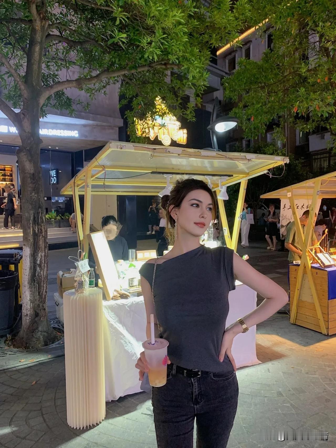 美女收集