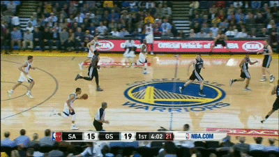 库里早期一个非常漂亮的晃动过人，你记得是哪个赛季吗？库里