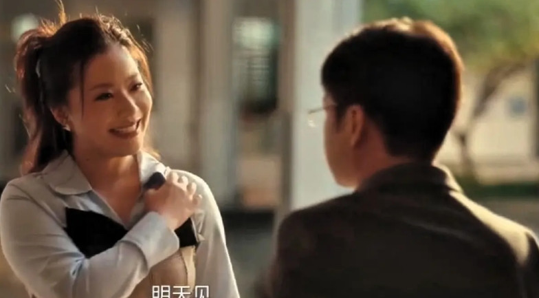 《四喜》你发现了吗，这部剧最大的不合理是，大倪可以随便出入胡刚所在的学校。现实中