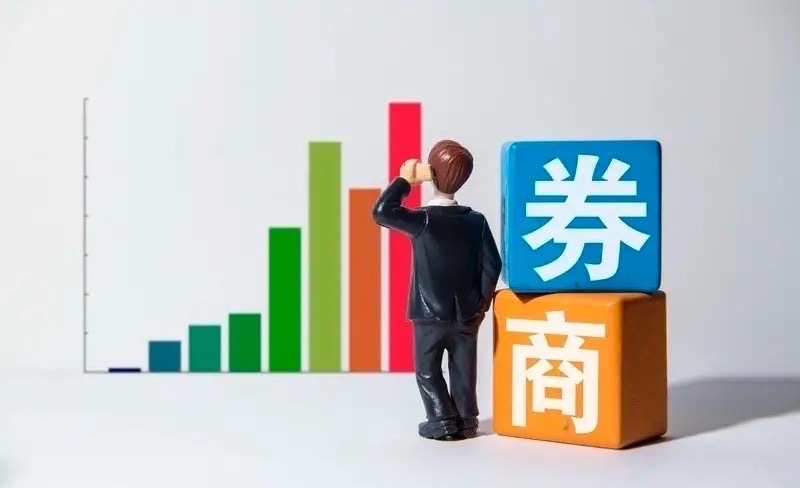 券商板块开始蠢蠢欲动，一大批券商个股在低位持续放出巨量，是不是要启动了呢？大家看