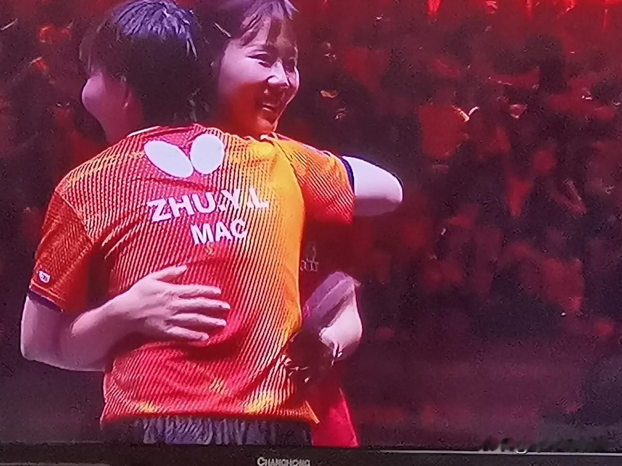 同同认真起来太可怕，当今乒坛没有人有十足把握战胜她。中国大满贯女单1/4决赛，