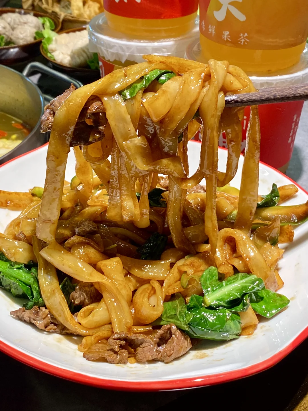 还得是他家！现在潮汕火锅店卷成这样了..