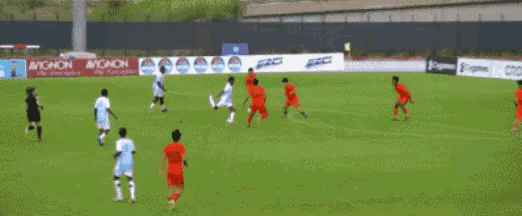 u19国足在土伦杯以小打大，对战民主刚果u23，上半场顶住了打成0：0，没想到下