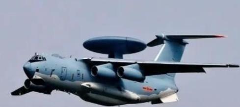 空警3000一旦和六代机形成闭合，那么除了中美，其他国家就可以解除武装了。说得直