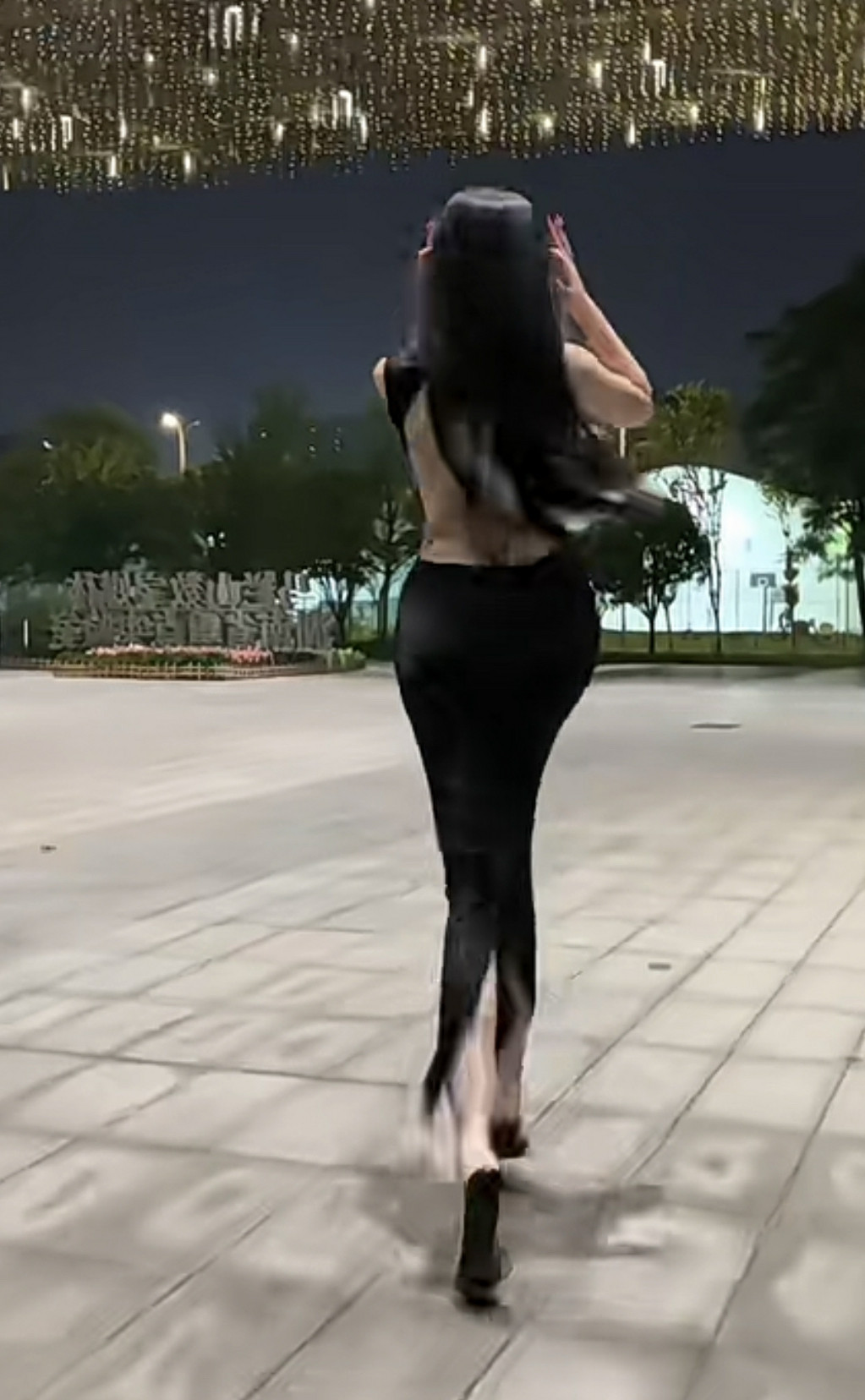 这身材没得说了