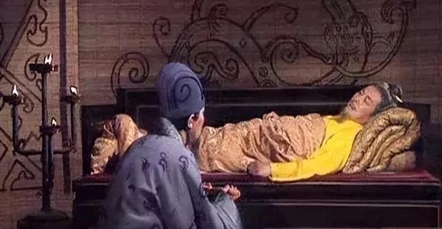 “子龙不可重用！”公元223年4月，刘备弥留之际，费尽全力也要给诸葛亮和刘禅留