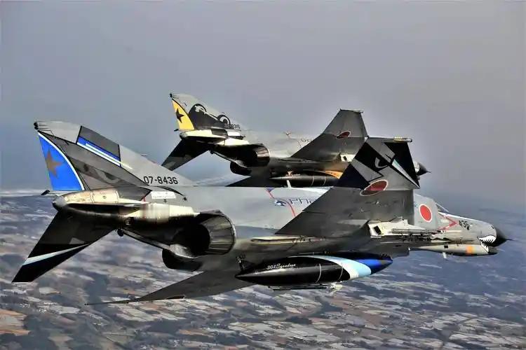 在8月18日，中国空军出动最大武装无人机，TB-001无人机飞越东海，琉球群岛上