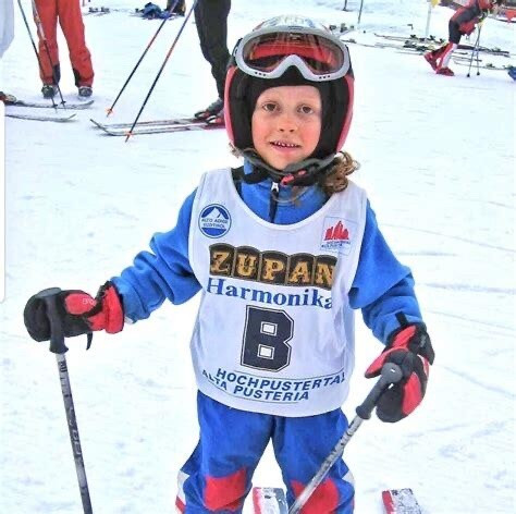 辛纳成为冬奥志愿者形象大使意大利网球运动员辛纳成为2026冬奥会志愿者形象大使