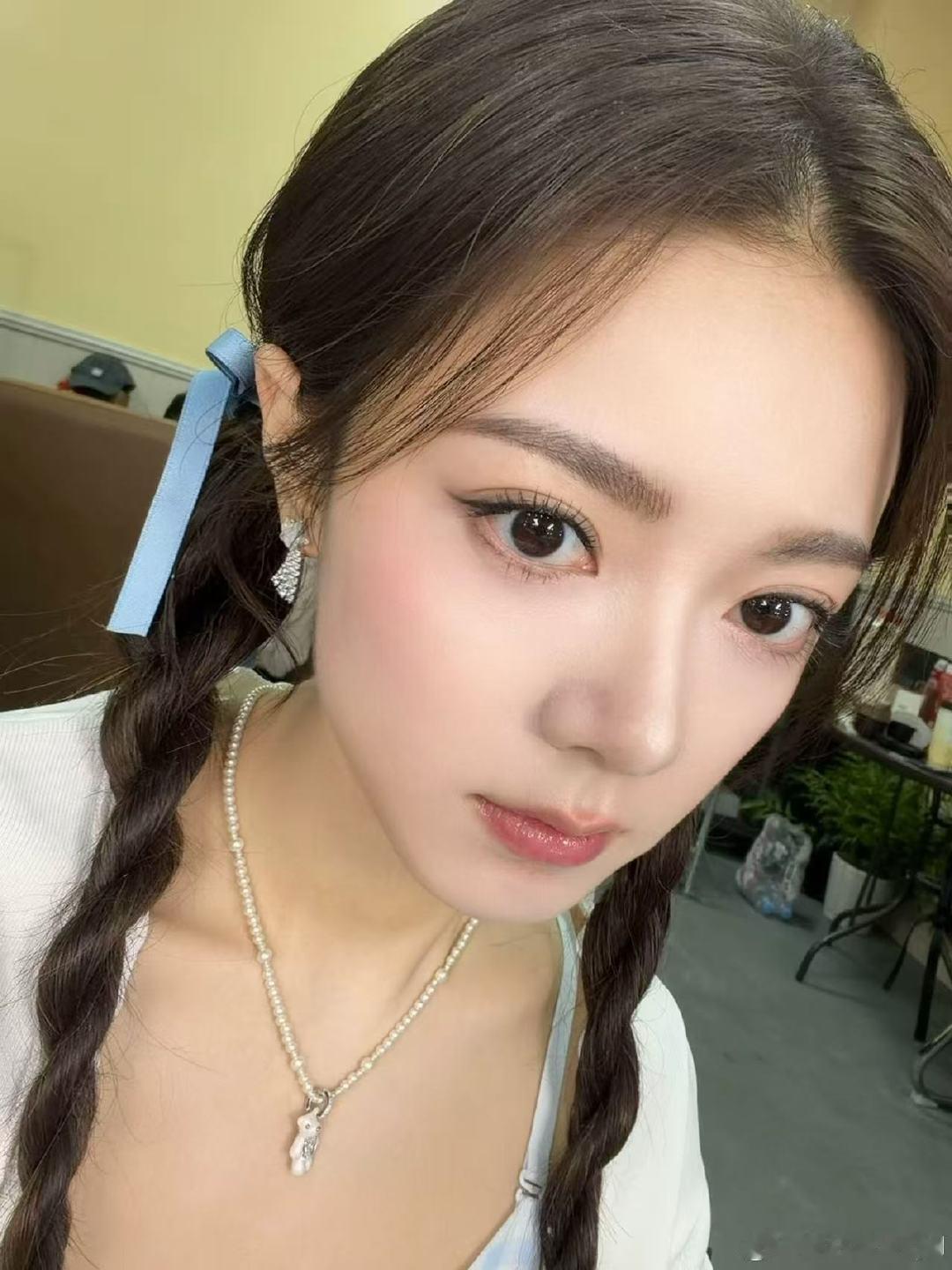 赵今麦双马尾对镜拍赵今麦双马尾萌神赵今麦双马尾对镜拍赵今麦