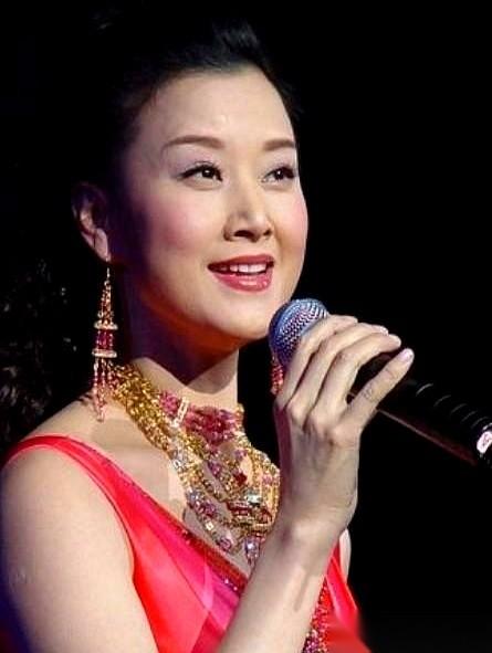 把一个漂亮的老乡小保姆亲手送进监狱，判了12年。这事儿搁谁身上，都得被人戳脊梁