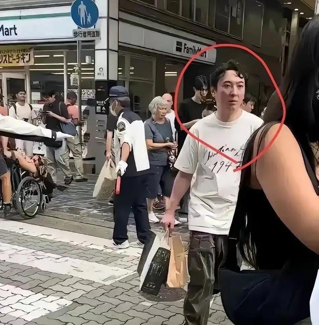 王思聪大概率不会再回国了，不是因为他欠了20亿，也不是王健林卖掉了48座万达，而