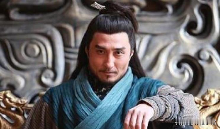 瓦岗五虎大将军都是谁？1、赤发灵官单雄信，单雄信乃是七省绿林总瓢把子，胯下一