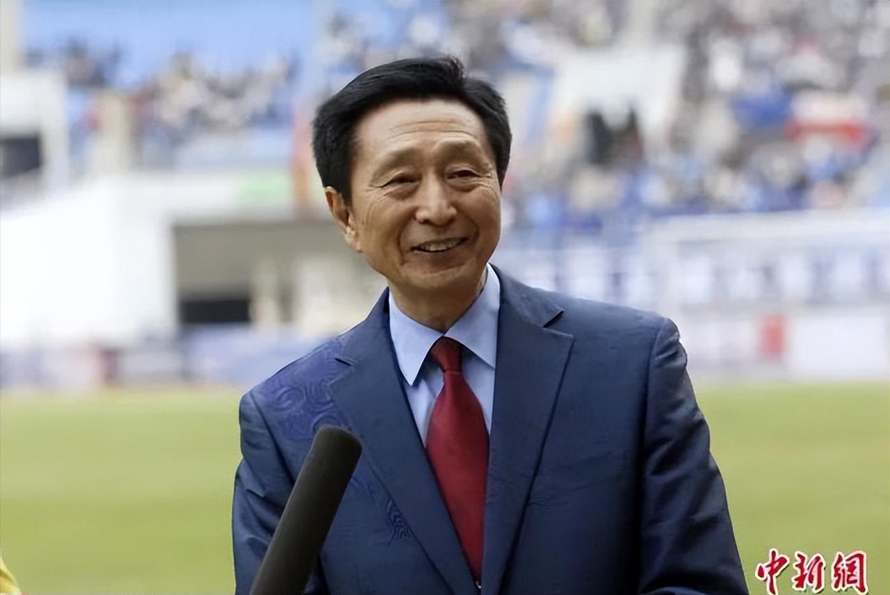 这恐怕是中国式父母最扎心的宿命！宋世雄的儿子从清华毕业后去了国外，女儿也在加拿大