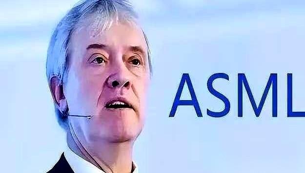 美国说：我的技术，不许卖给中国！中国说：我的稀土，不许卖给美国！中间的荷兰人