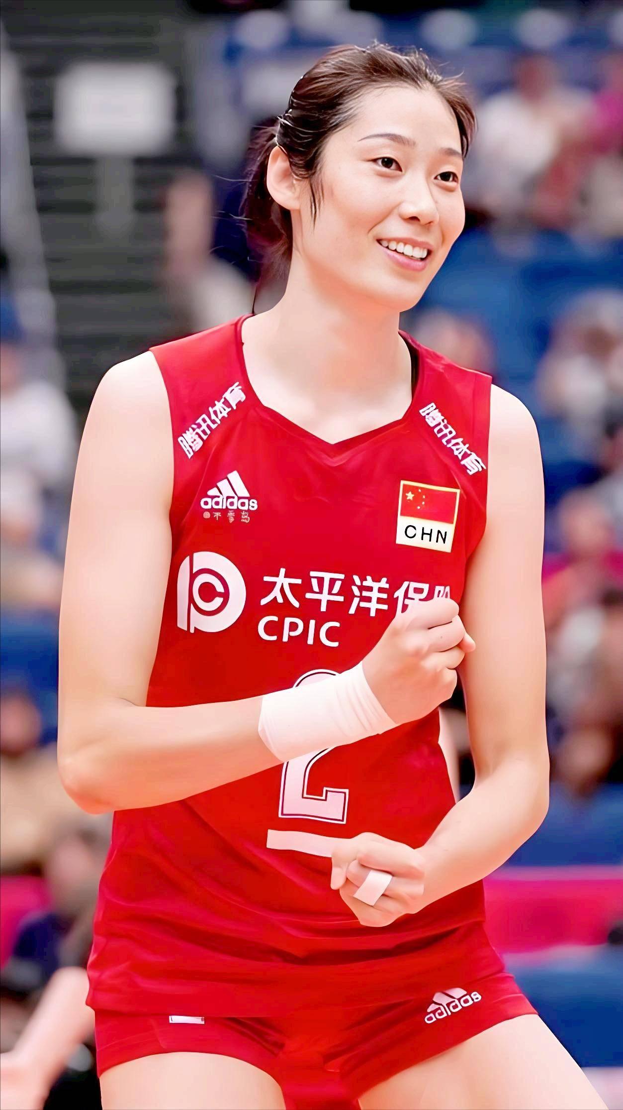 朱婷就是朱婷，作为中国女排的头号球星，排面人物，在全运会上那也是光芒四射，不仅人