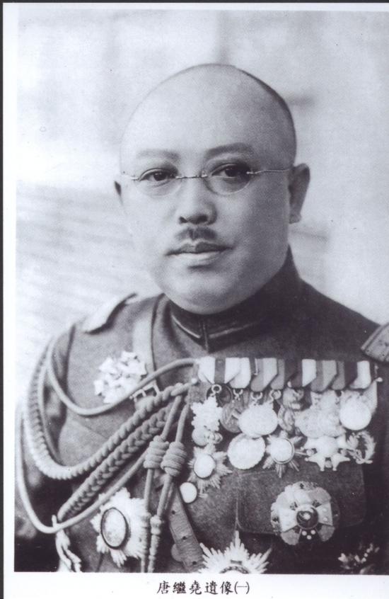 1918年，钱秀芬因貌美，被丈夫的好友看中，谁知，此后丈夫不仅遭暗杀，自己也被迫