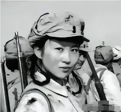 1938年，2名日军闯入王金英家中，看着漂亮的王金英就往她身上扑，不料王金英不躲