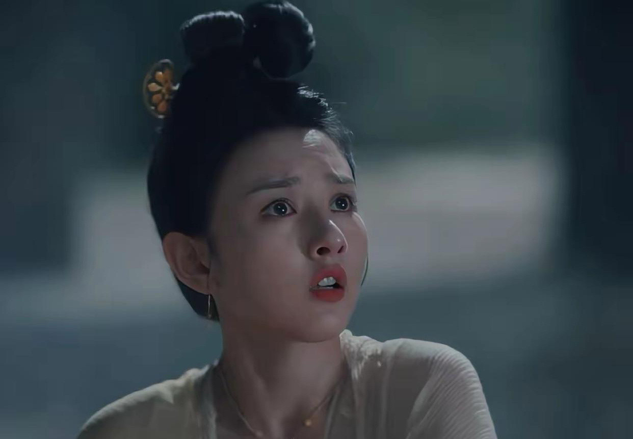 救命！我发现了宋祖儿嘴合不上的真相最近追折腰，觉得祖儿很美，娇媚小女子，但还是会