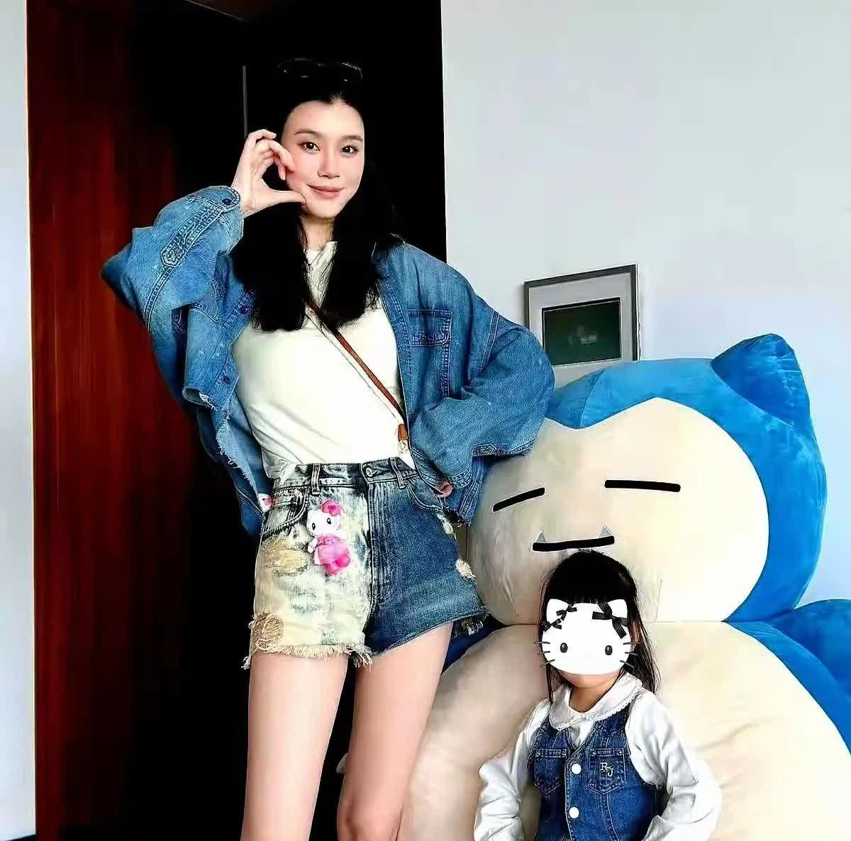 当超模爱上生娃奚梦瑶的生育能力也是杠杠滴的向第三个目标进攻毕竟婆婆给