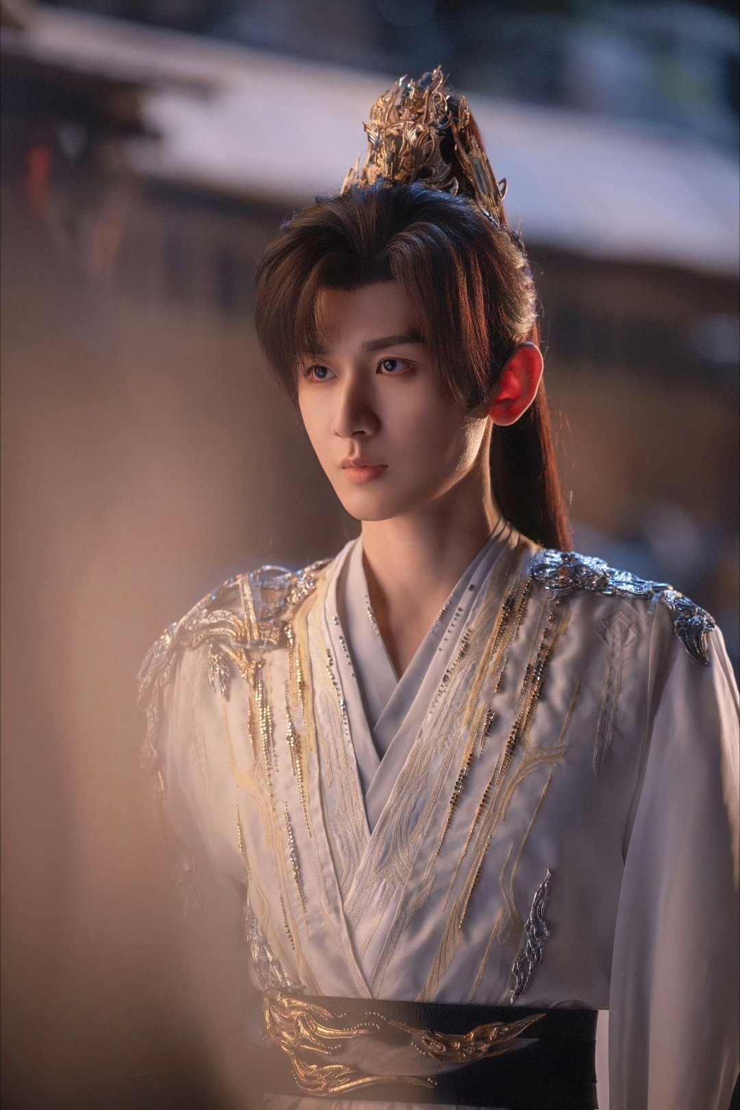 10亿播放，一剑封神！成毅在《天地剑心》中再次用实力证明何为“剧抛脸”演技。从清