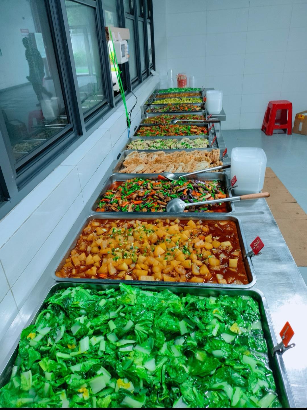 隔壁的工厂伙食真好