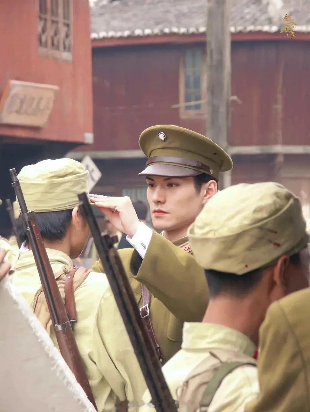 严宽的脸和气质真的很绝啊​​​
