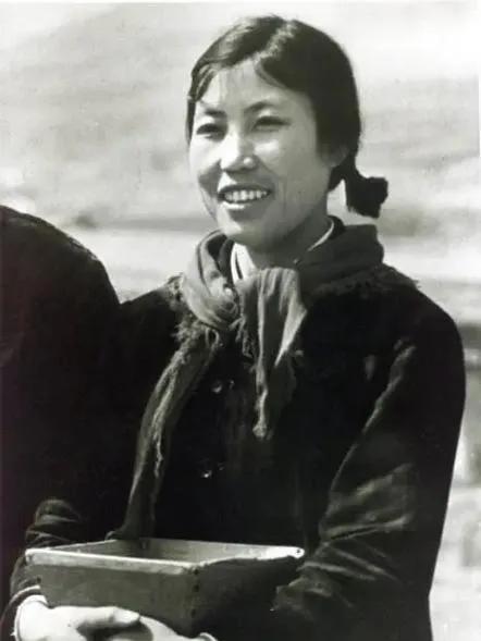 距离毛主席将大寨定为农业模范已经过去50多年了，如今的大寨，不仅没有变成鬼村，反