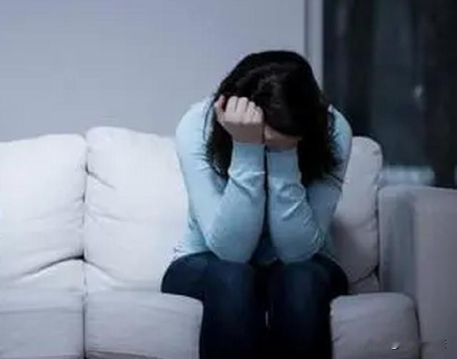 天津，女子出去玩被一个男子侵犯了，回家后女子很难过，想要自我了断。当时没有成功，