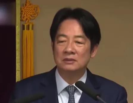 邱毅教授爆料了上周为什么赖清德打算在高雄，进行的“团结十讲”中的第五讲会突然取消