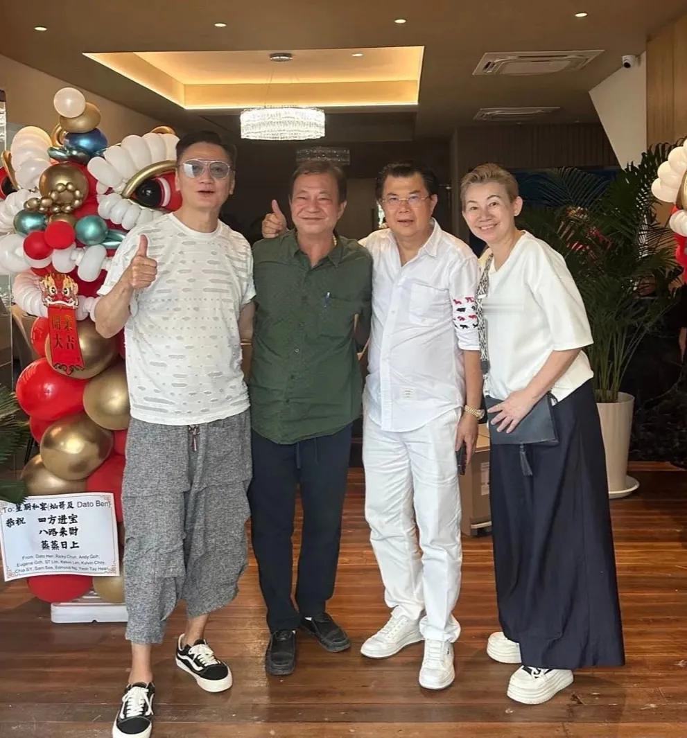 陶大宇到马来西亚探望廖伟雄，对方目前在当地开餐厅，广州的农场已结束营业!近日，