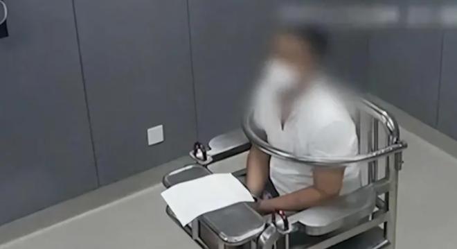 200万启动资金，7天回本，55天赚出上亿元！河南一男子在深山偷偷搭起卷烟生产线