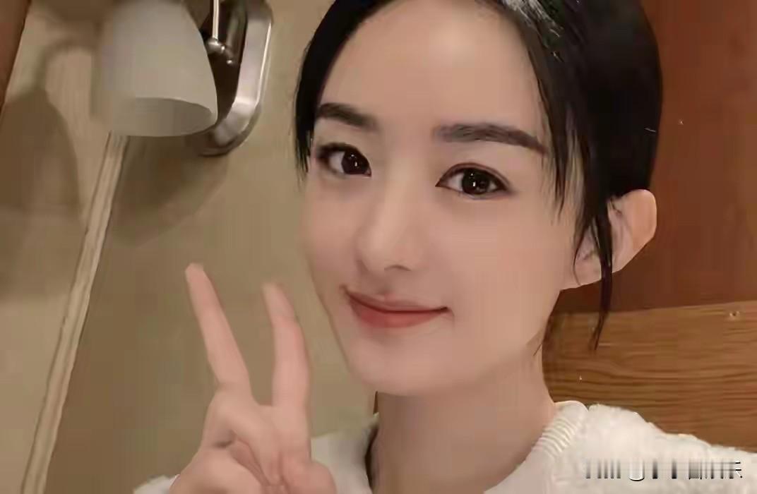 她又火了！这次不是因为剧，而是被官方点名，直接冲上热搜！赵丽颖靠什么再出圈？
