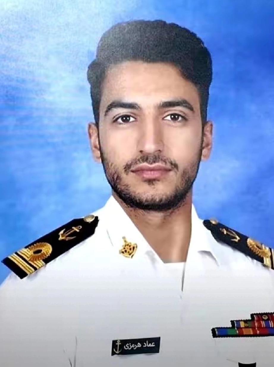 关于伊朗“迪纳”号驱逐舰被击沉的事，有个细节，让人后背发凉。动手的美军“夏洛特