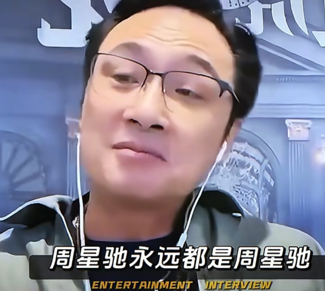 吴镇宇有一次，模仿王晶说话，说香港演员，谁的演技最好，吴镇宇说周星驰永远都是周星驰。在大话西游里，周