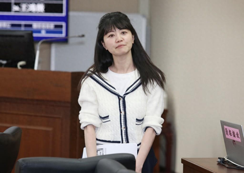 民进党“立委”高嘉瑜在政论节目《周末战情室》中表示，新竹一直以来都被民众党视为大