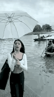 本想装个叉，可惜没文化[捂脸哭]