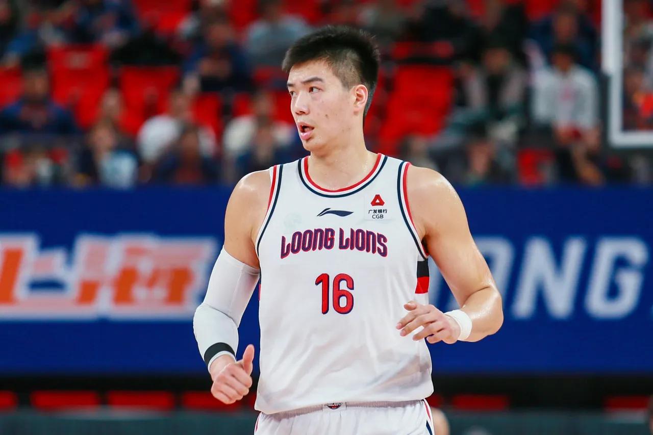 焦泊乔icon喜欢广东男篮！广东男篮取得四连胜后，焦泊乔个人数据也得到提升！在