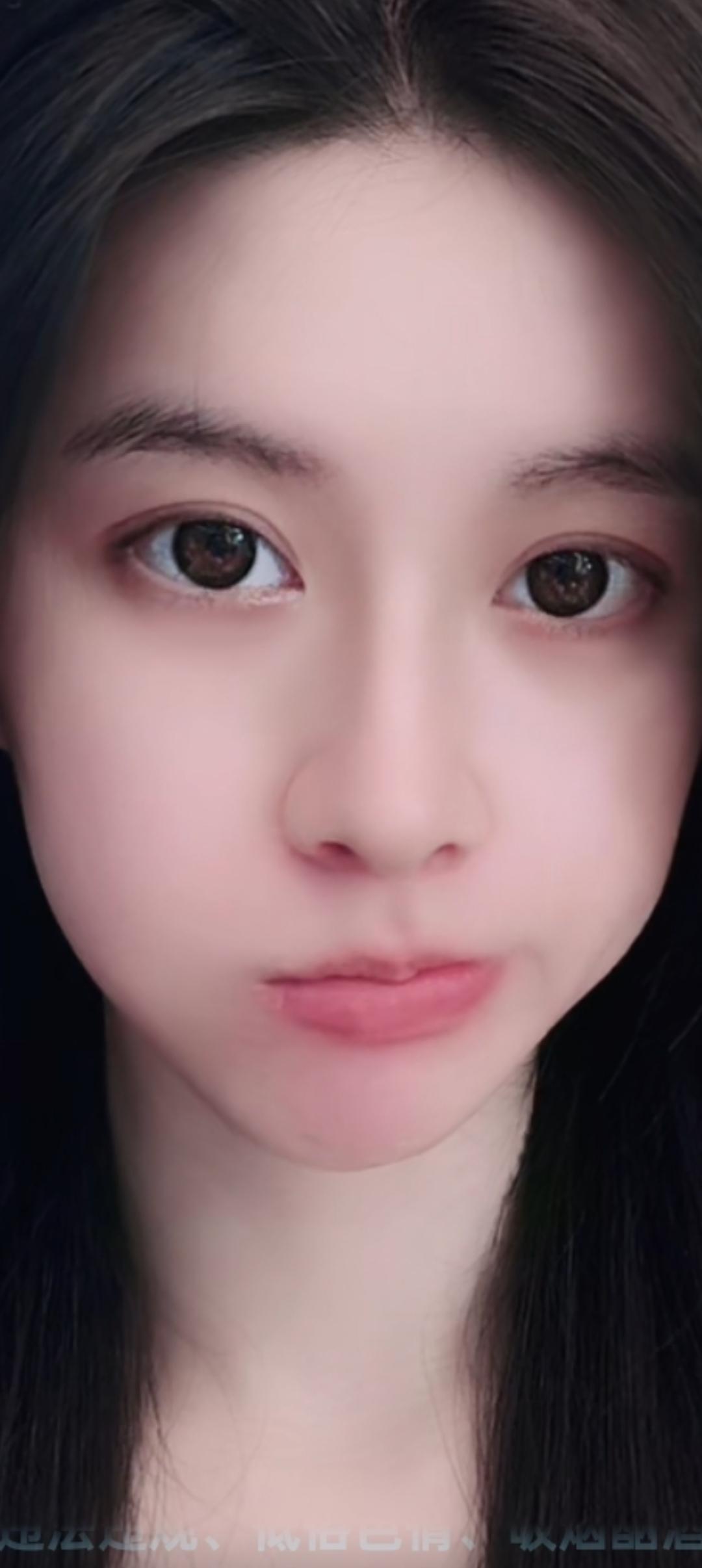 温柔眼神，自然妆容，清新自然美！🌸💄🌸
