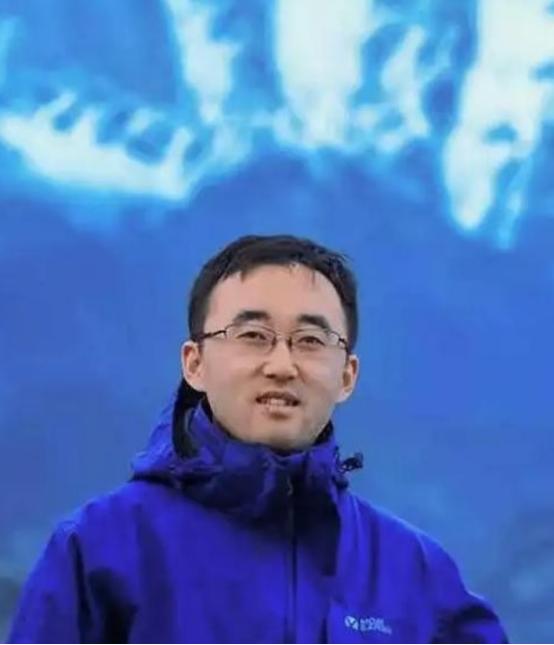 “中国就该被日本多占领几年！”“郑州暴雨是报应！”说出这两句泯灭人性的话的，竟然