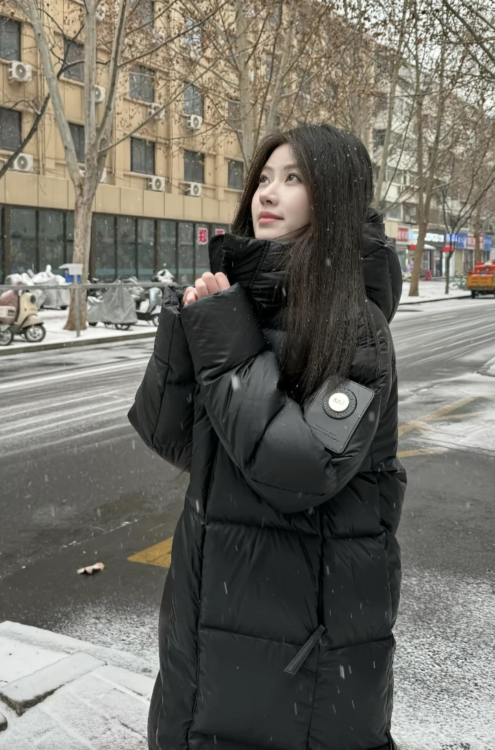 下雪了，出来玩啊