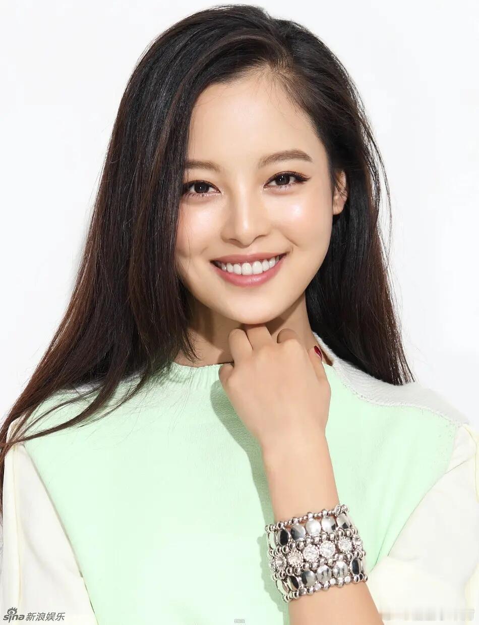 考古辛芷蕾早期照片，姐当年确实好看啊