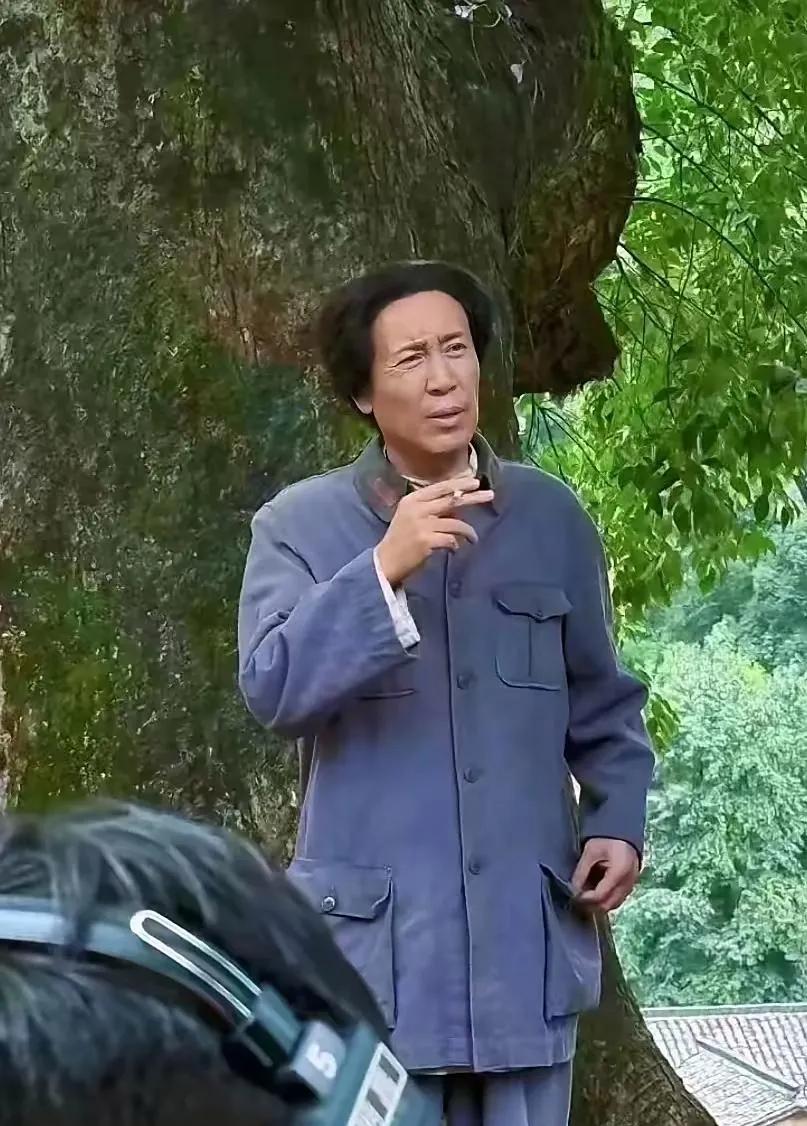 于和伟这个伟人的扮相，你给他打几分？新剧《伟大的长征》近期开拍，伟人毛泽东这
