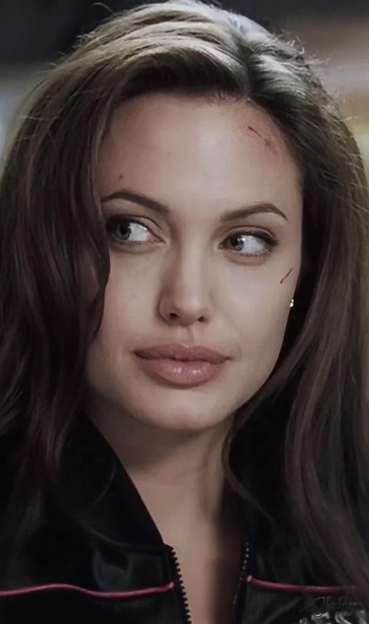 新思维：西方的娱乐圈，令人恶心当聚光灯的光晕刺破夜幕，当红毯的华彩铺满荧幕，