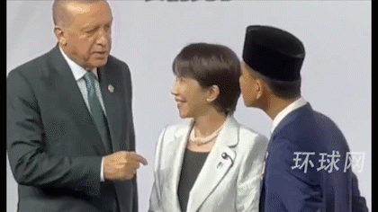 高市早苗动态图这表情，比静态图看着更让人感觉毛骨悚然，这是神马老鸨外交。